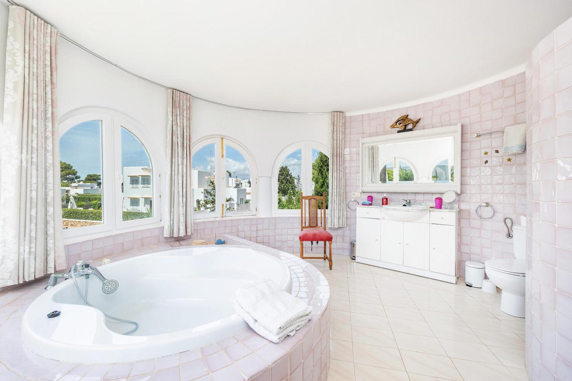 Villa Malik Mit Meerblick Und Pool กาลาดอร์ ภายนอก รูปภาพ