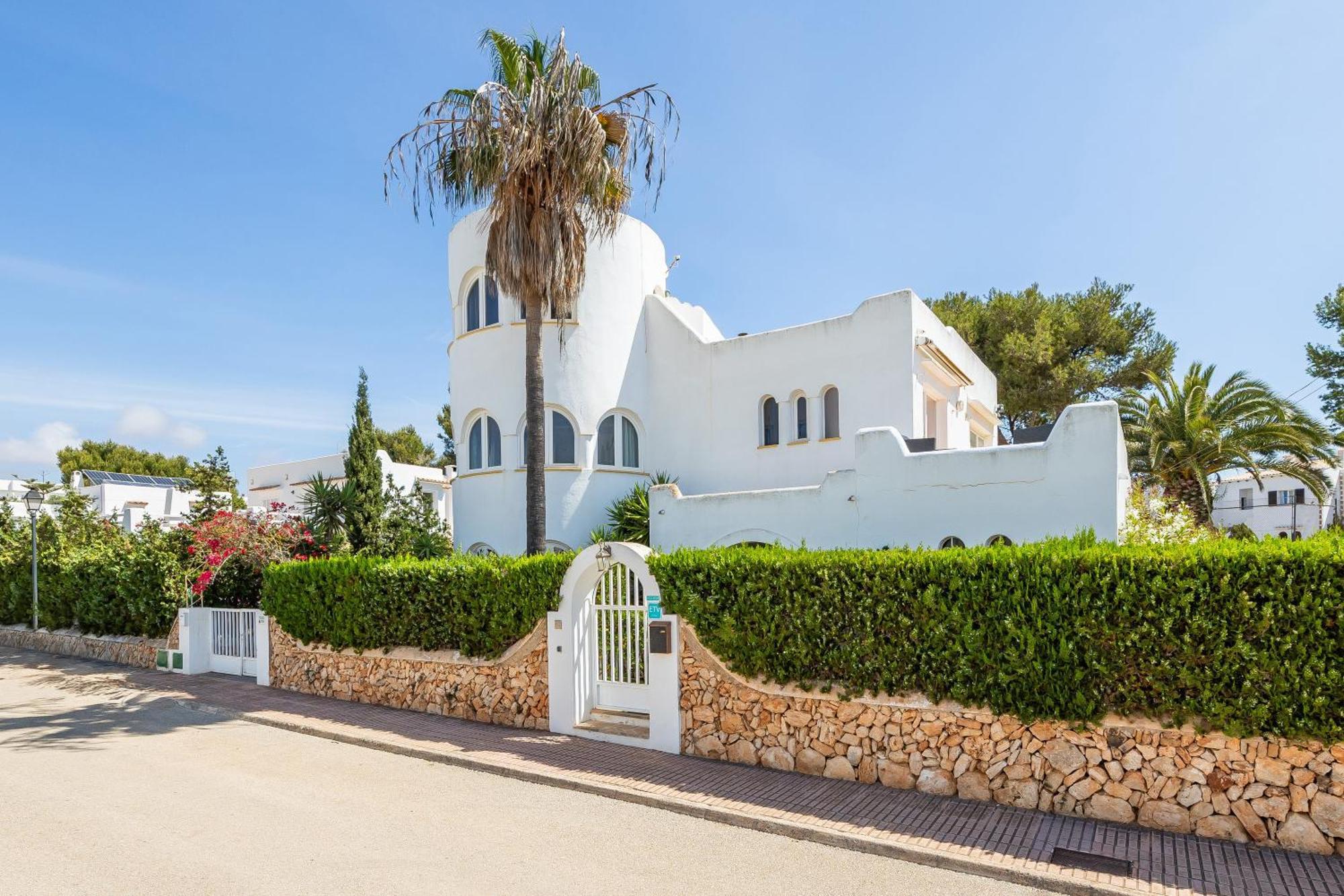 Villa Malik Mit Meerblick Und Pool กาลาดอร์ ภายนอก รูปภาพ